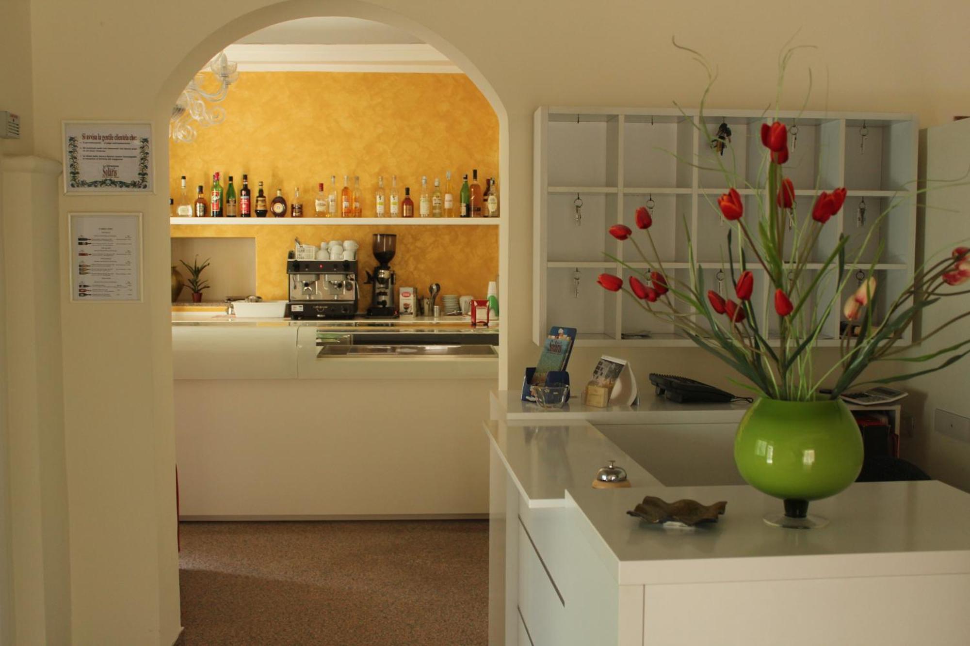 Hotel Solaris Giulianova Bagian luar foto